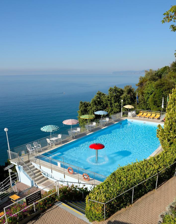 Casa Fatebenefratelli Hotell Varazze Exteriör bild