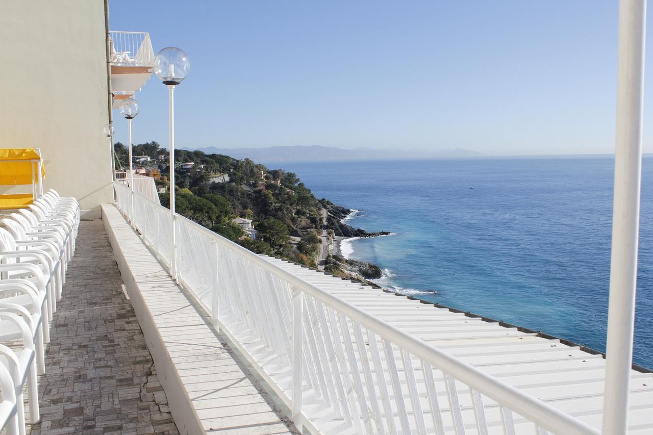 Casa Fatebenefratelli Hotell Varazze Exteriör bild