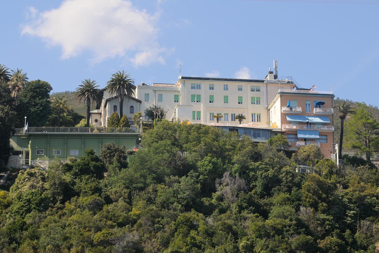 Casa Fatebenefratelli Hotell Varazze Exteriör bild