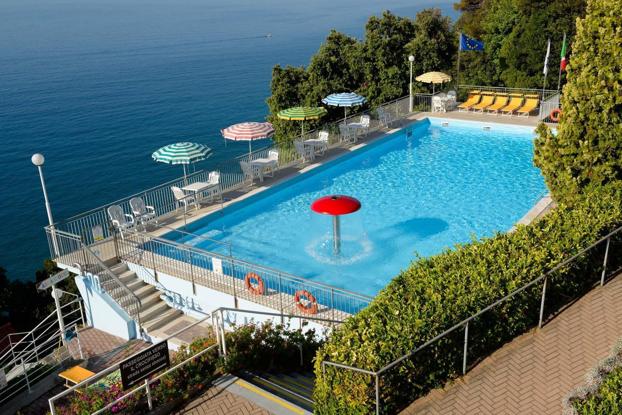 Casa Fatebenefratelli Hotell Varazze Exteriör bild